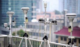 提供專(zhuān)業(yè)的數(shù)據(jù)管理方案，以保證公司數(shù)據(jù)安全